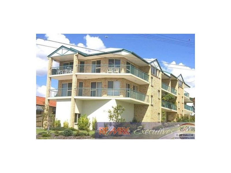3/30 Ridge Street, Greenslopes QLD 4120