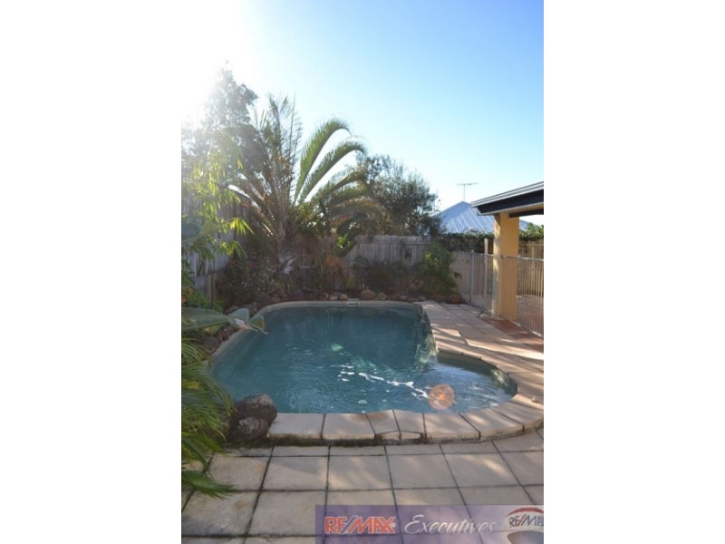 8 Pintail Street, North Lakes QLD 4509