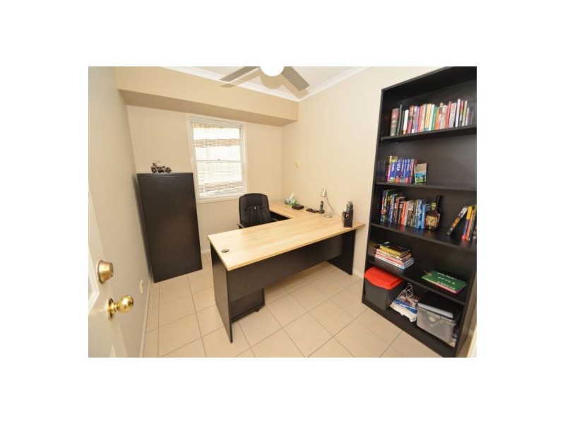 67a Raven Street, Camp Hill QLD 4152