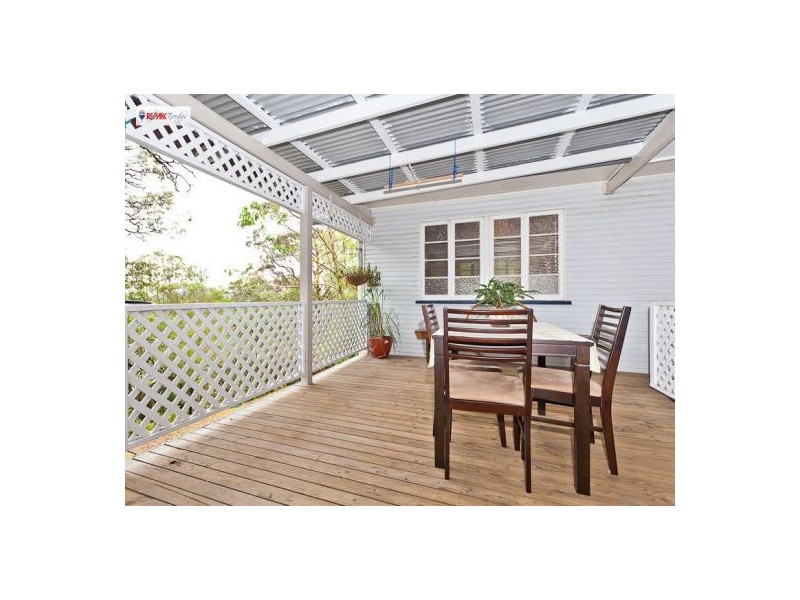 51 Hockings Street, Holland Park West QLD 4121