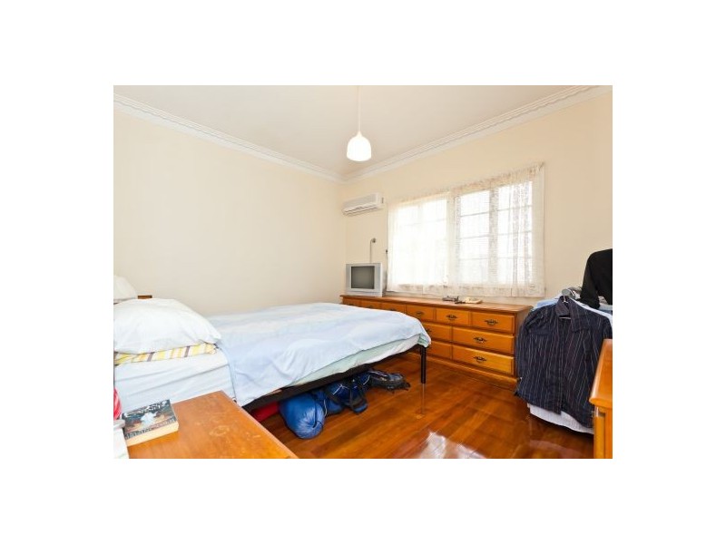 51 Hockings Street, Holland Park West QLD 4121