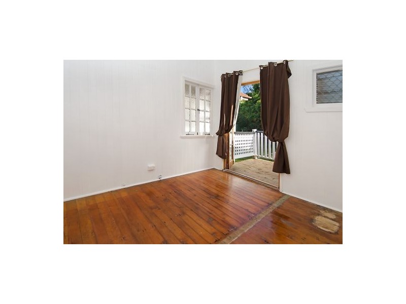 108 Harold Street, Holland Park QLD 4121