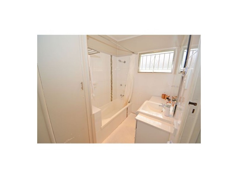 68 Arrol Street, Camp Hill QLD 4152