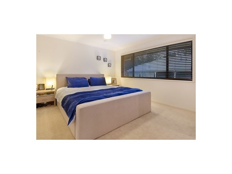 68 Brentnall Street, Norman Park QLD 4170