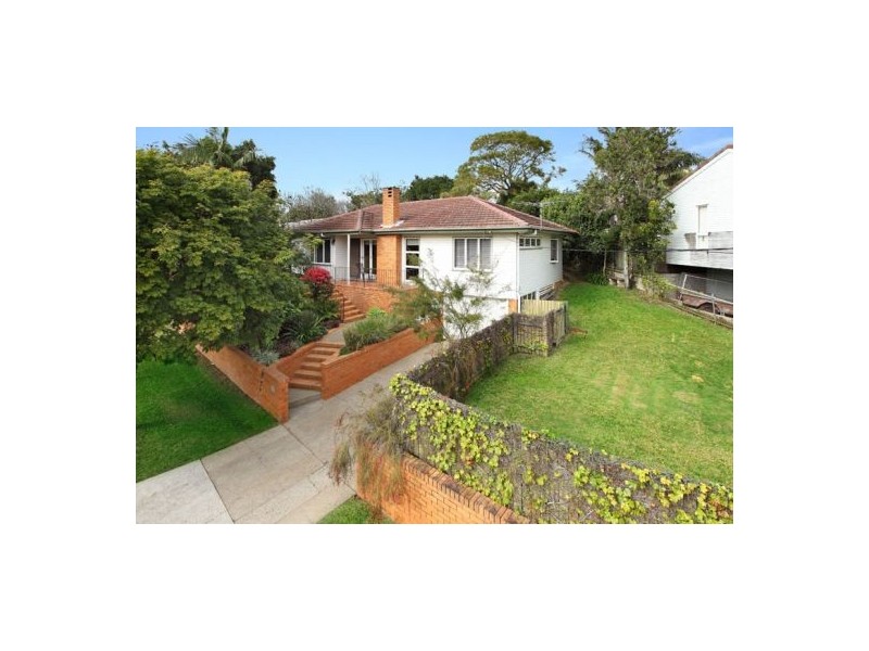 14 Oatland Cresent, Holland Park QLD 4121