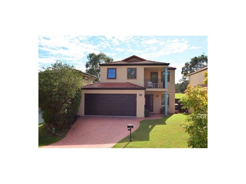 17 Estate Place, Holland Park West QLD 4121