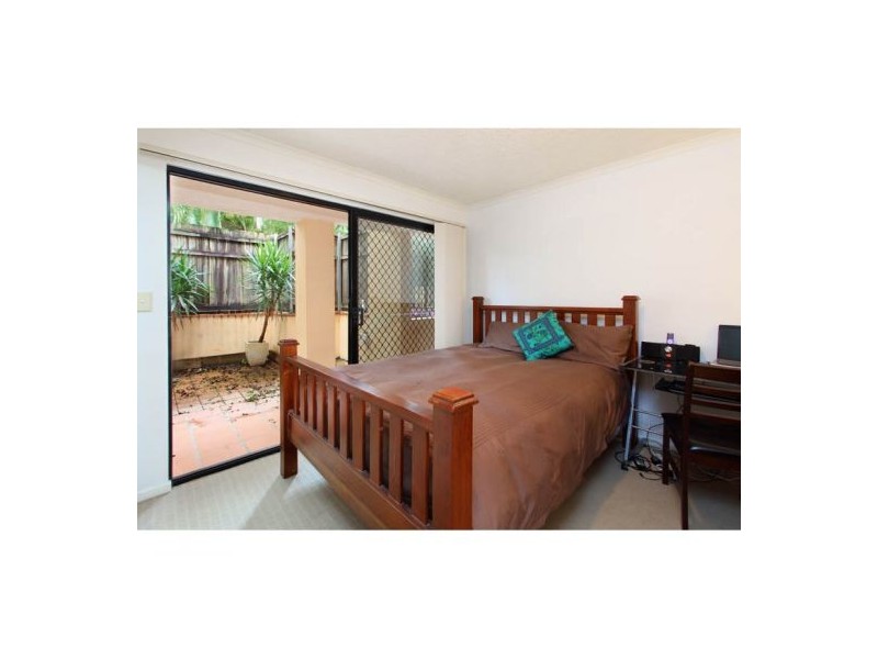 6/24 Grosvenor Street, Balmoral QLD 4171