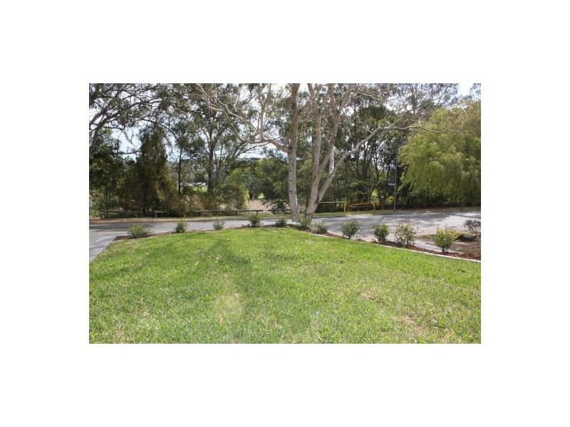 18 Kidwelly Street, Carindale QLD 4152