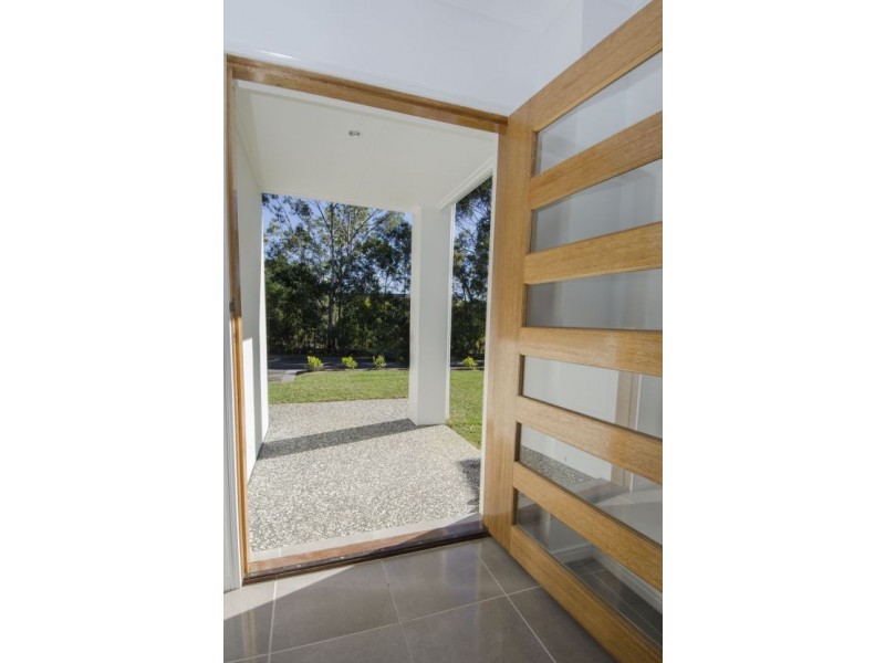 18a Kidwelly Street, Carindale QLD 4152