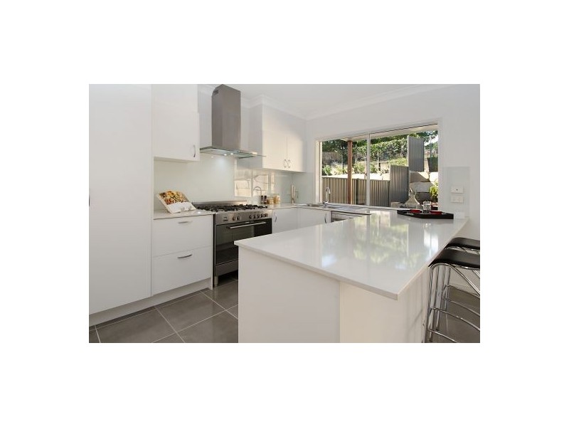 18a Kidwelly Street, Carindale QLD 4152