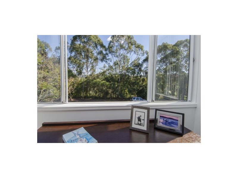 18a Kidwelly Street, Carindale QLD 4152