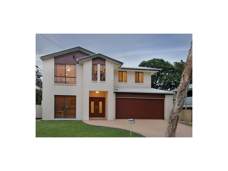 68 Brentnall Street, Norman Park QLD 4170
