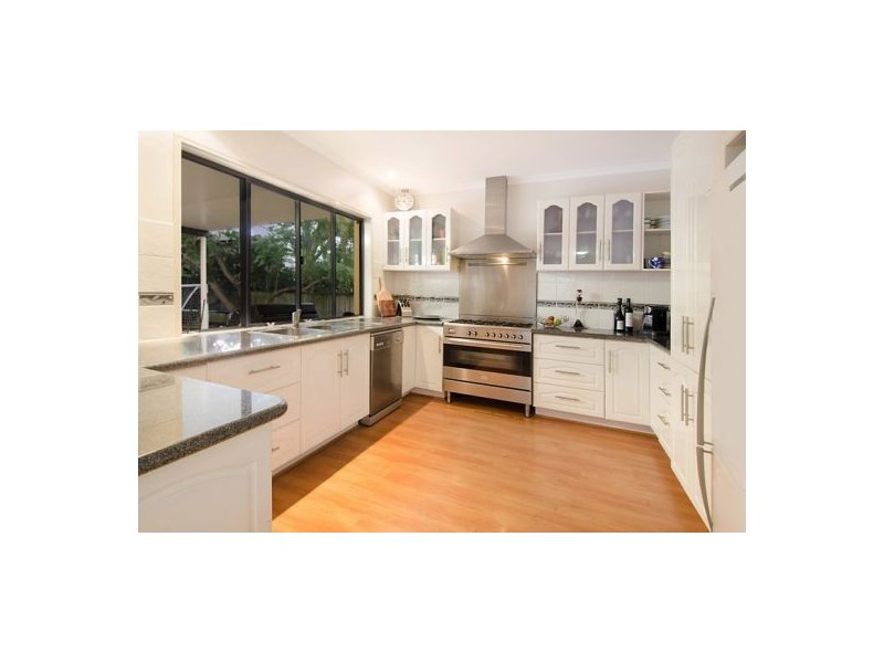 68 Brentnall Street, Norman Park QLD 4170