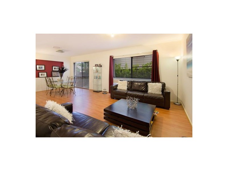 68 Brentnall Street, Norman Park QLD 4170