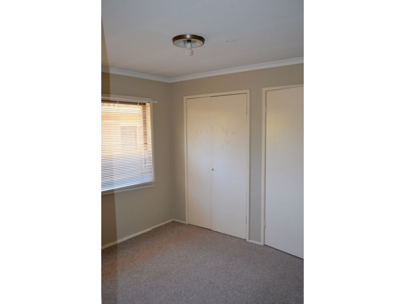 2/18 Roseglen Street, Greenslopes QLD 4120