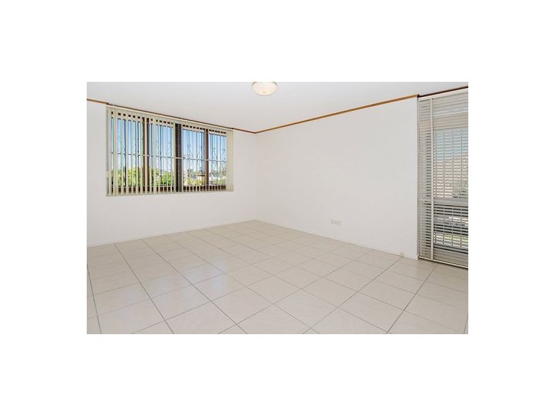 3 / 232 Cavendish Rd, Coorparoo QLD 4151