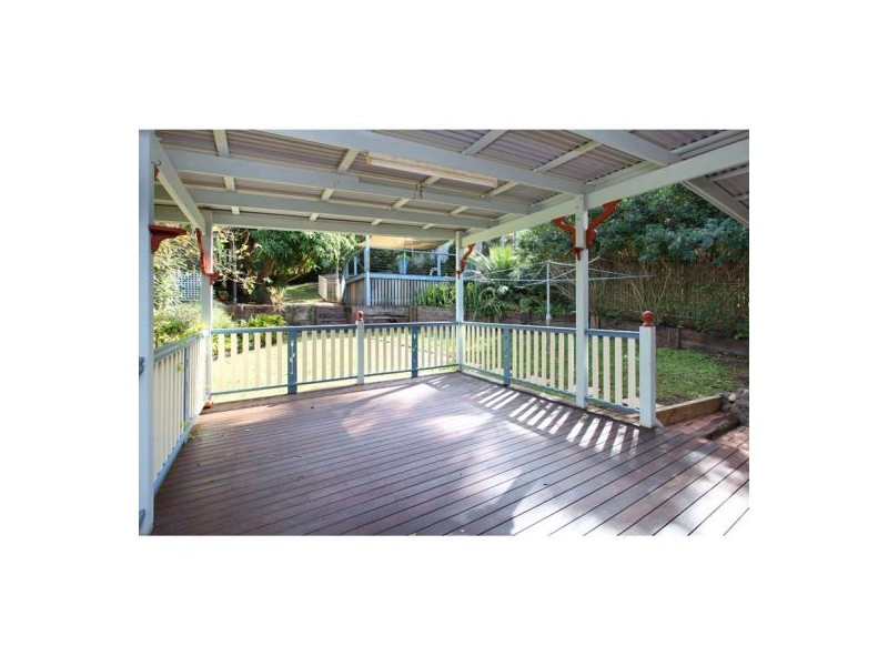 32 Abbotsleigh Street, Holland Park QLD 4121