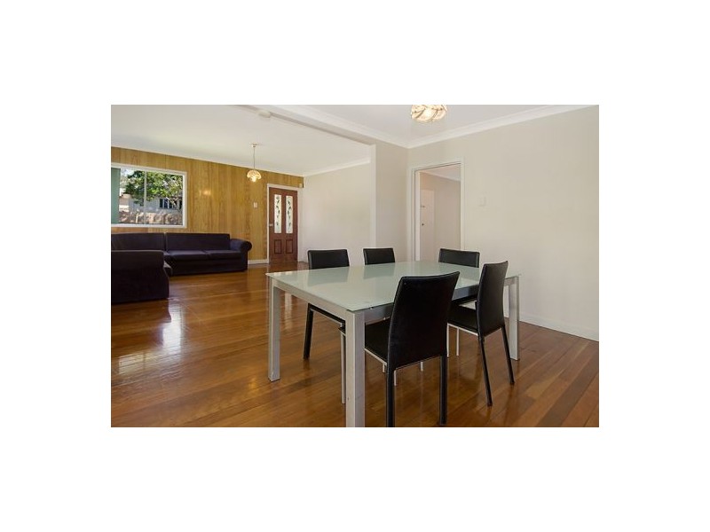 42 Canterbury Street, Mount Gravatt East QLD 4122