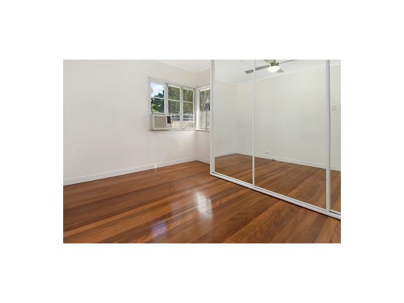 42 Canterbury Street, Mount Gravatt East QLD 4122