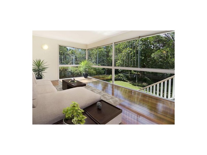 630 Cavendish Road, Holland Park QLD 4121