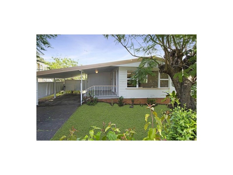 630 Cavendish Road, Holland Park QLD 4121