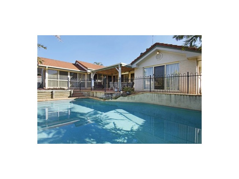 30 Hummingbird Crescent, Wishart QLD 4122