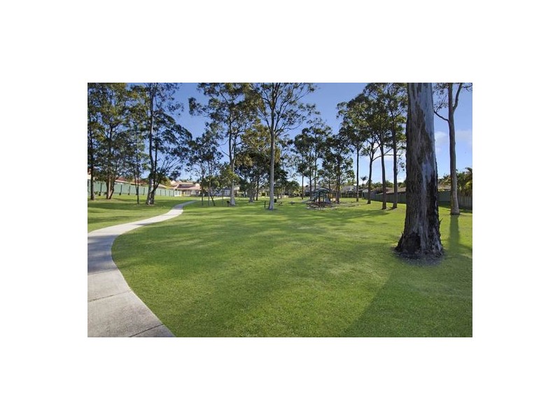 30 Hummingbird Crescent, Wishart QLD 4122