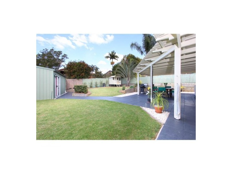 2 Dunvegan Place, Carindale QLD 4152
