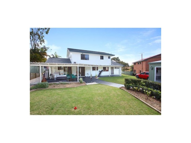 2 Dunvegan Place, Carindale QLD 4152