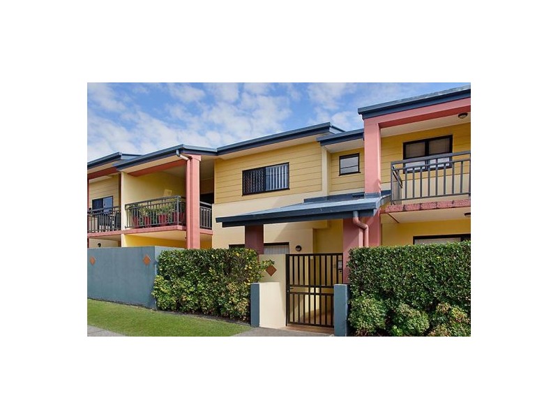 Unit 2 Cnr Rialto & Old Cleveland Rd (145), Coorparoo QLD 4151