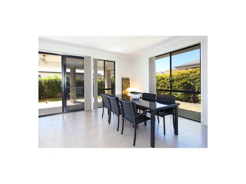11 Parkway Crescent, Murrumba Downs QLD 4503