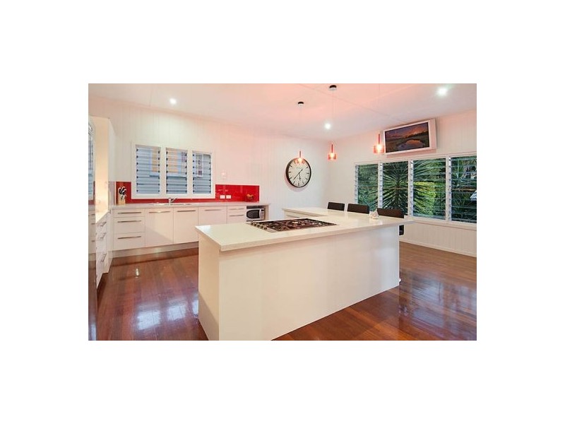 23 Lockyer Street, Camp Hill QLD 4152