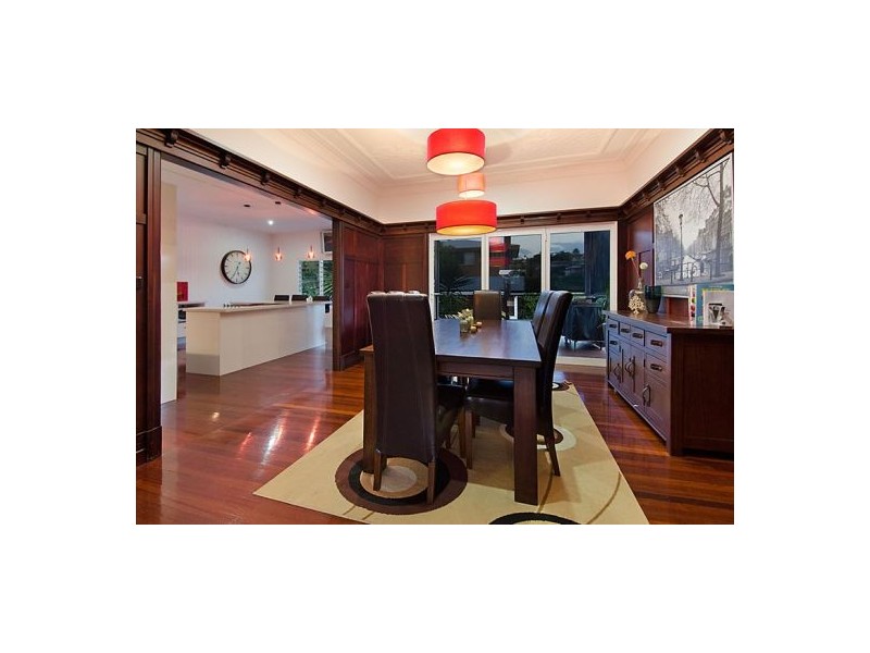23 Lockyer Street, Camp Hill QLD 4152