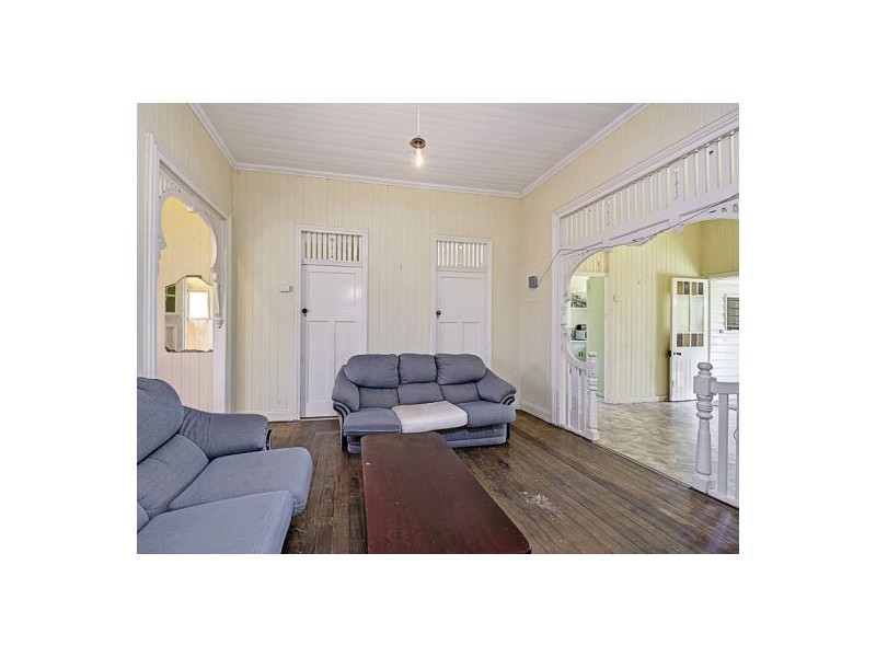 29 Macaulay Street, Coorparoo QLD 4151