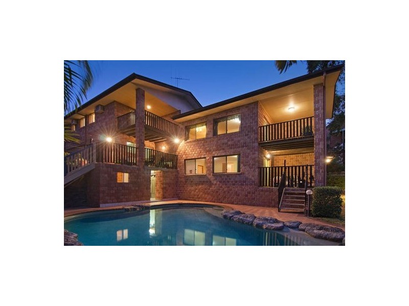 4a Lindsay Street, Coorparoo QLD 4151