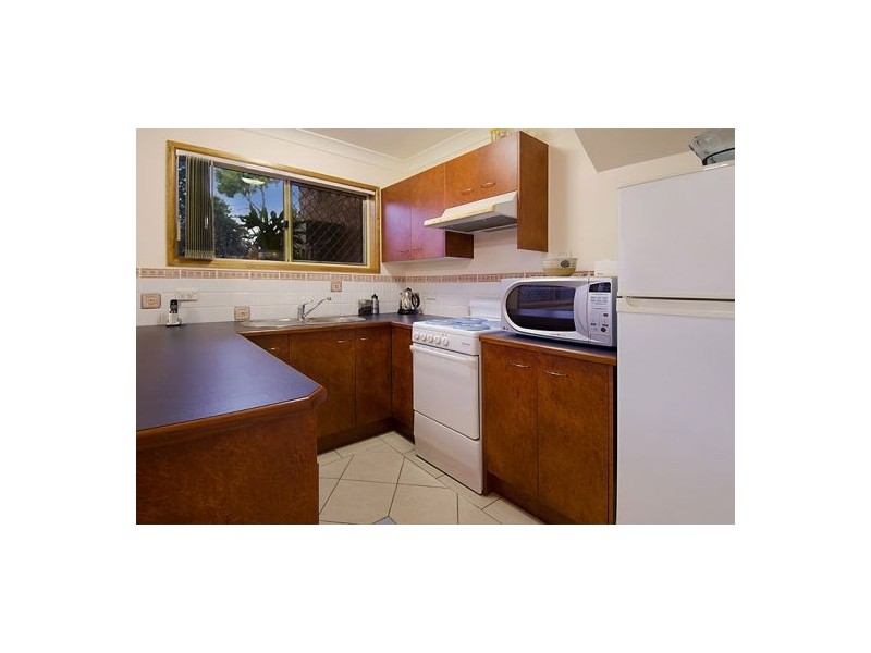 4a Lindsay Street, Coorparoo QLD 4151