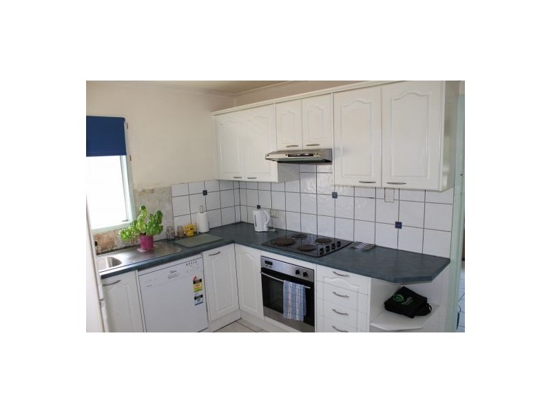 73 Whitworth Road, Cannon Hill QLD 4170