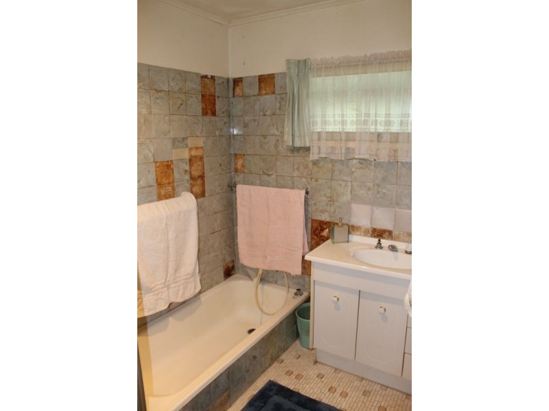 73 Whitworth Road, Cannon Hill QLD 4170