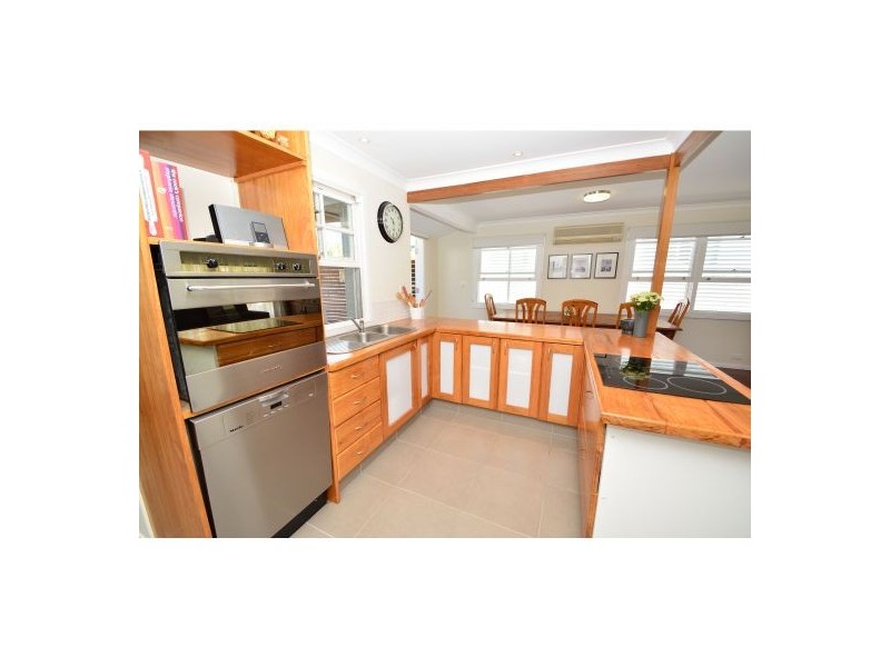 84 Middleton Street, Mount Gravatt QLD 4122
