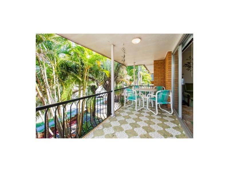 274 Broadwater Road, Mansfield QLD 4122