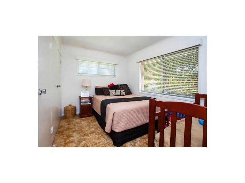 274 Broadwater Road, Mansfield QLD 4122