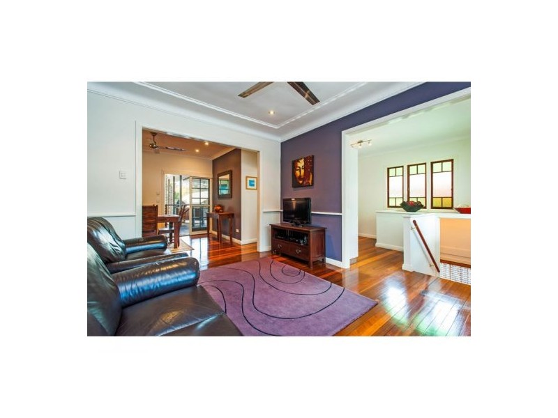 90 Goodwin Terrace, Moorooka QLD 4105