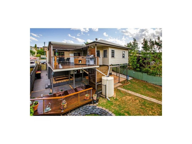 90 Goodwin Terrace, Moorooka QLD 4105