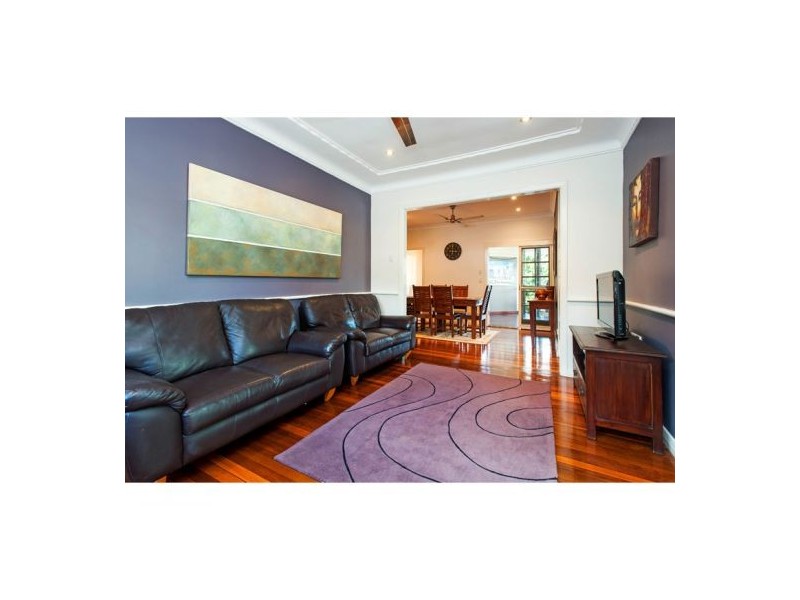 90 Goodwin Terrace, Moorooka QLD 4105