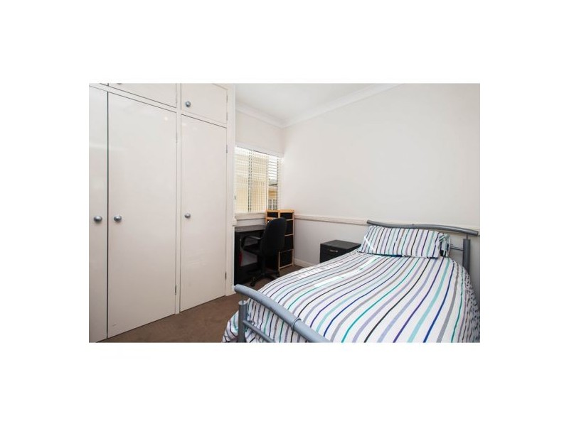 90 Goodwin Terrace, Moorooka QLD 4105