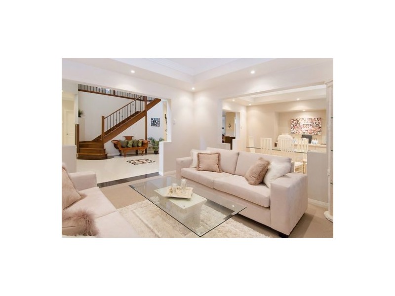 94 Behan Crescent, Wakerley QLD 4154