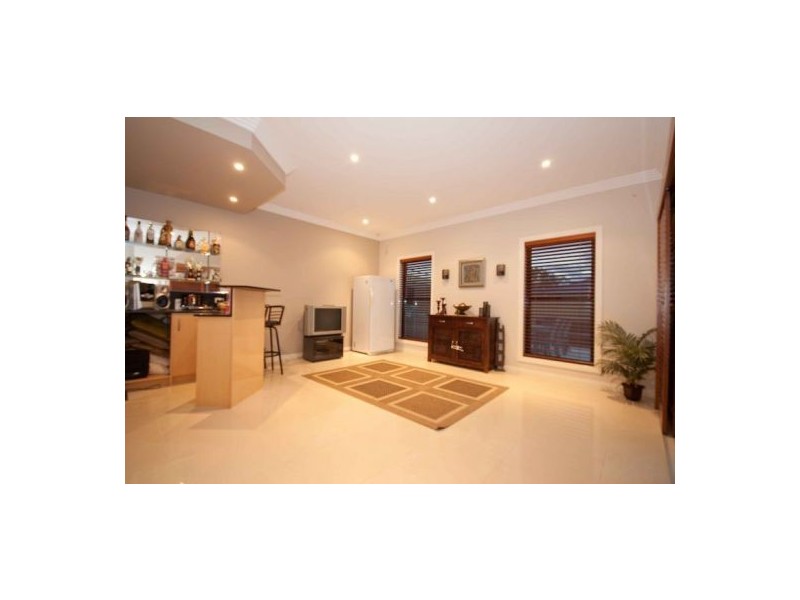 94 Behan Crescent, Wakerley QLD 4154