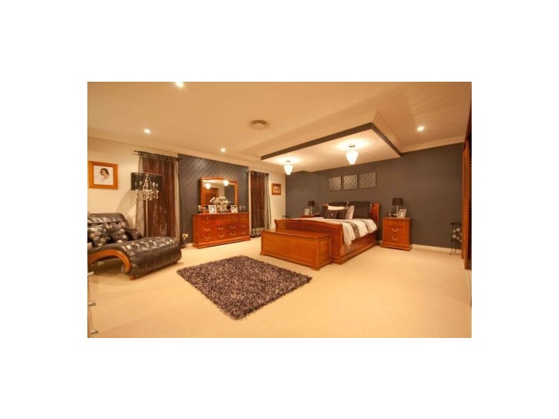 94 Behan Crescent, Wakerley QLD 4154