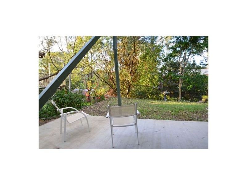 8 Algona Street, Holland Park West QLD 4121