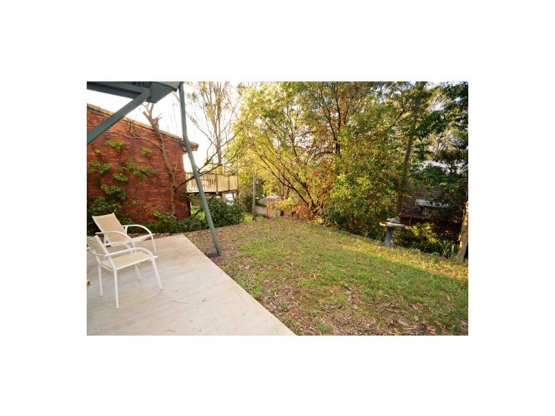 8 Algona Street, Holland Park West QLD 4121